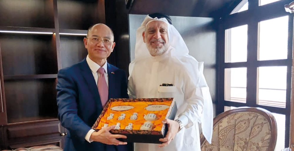 The Kanoo Group Welcomes Chinese Ambassador in High-Level Courtesy Meeting at Dubai Headquarters